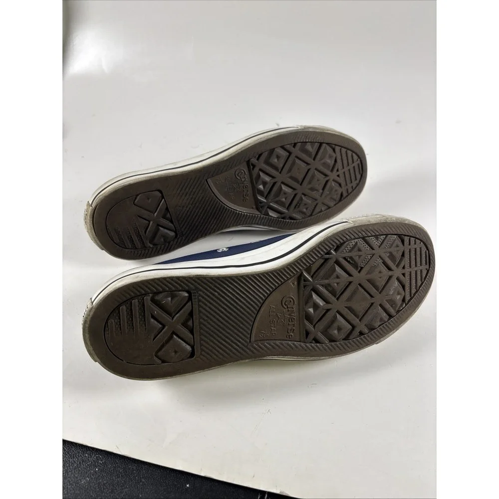 Converse Men's Size 7.5 Sneakers Casual Lace Up Shoes Classic Low Top Navy - Picture 8 of 9